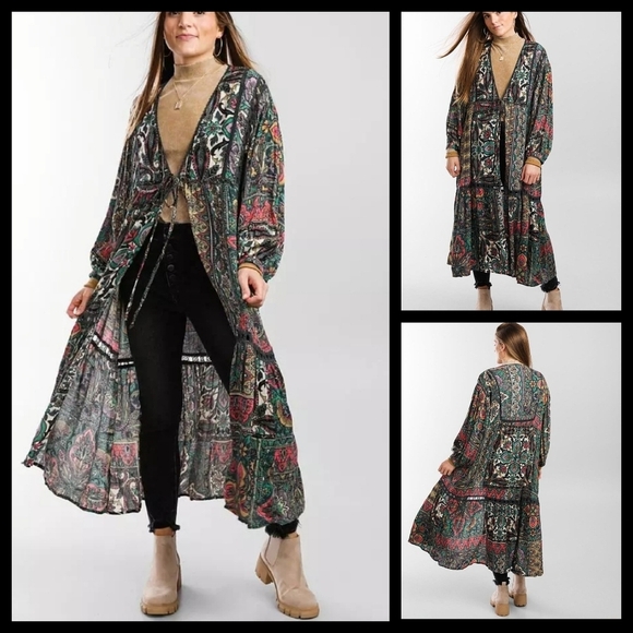 Front Tie Duster Kimono‎ - Picture 1 of 2